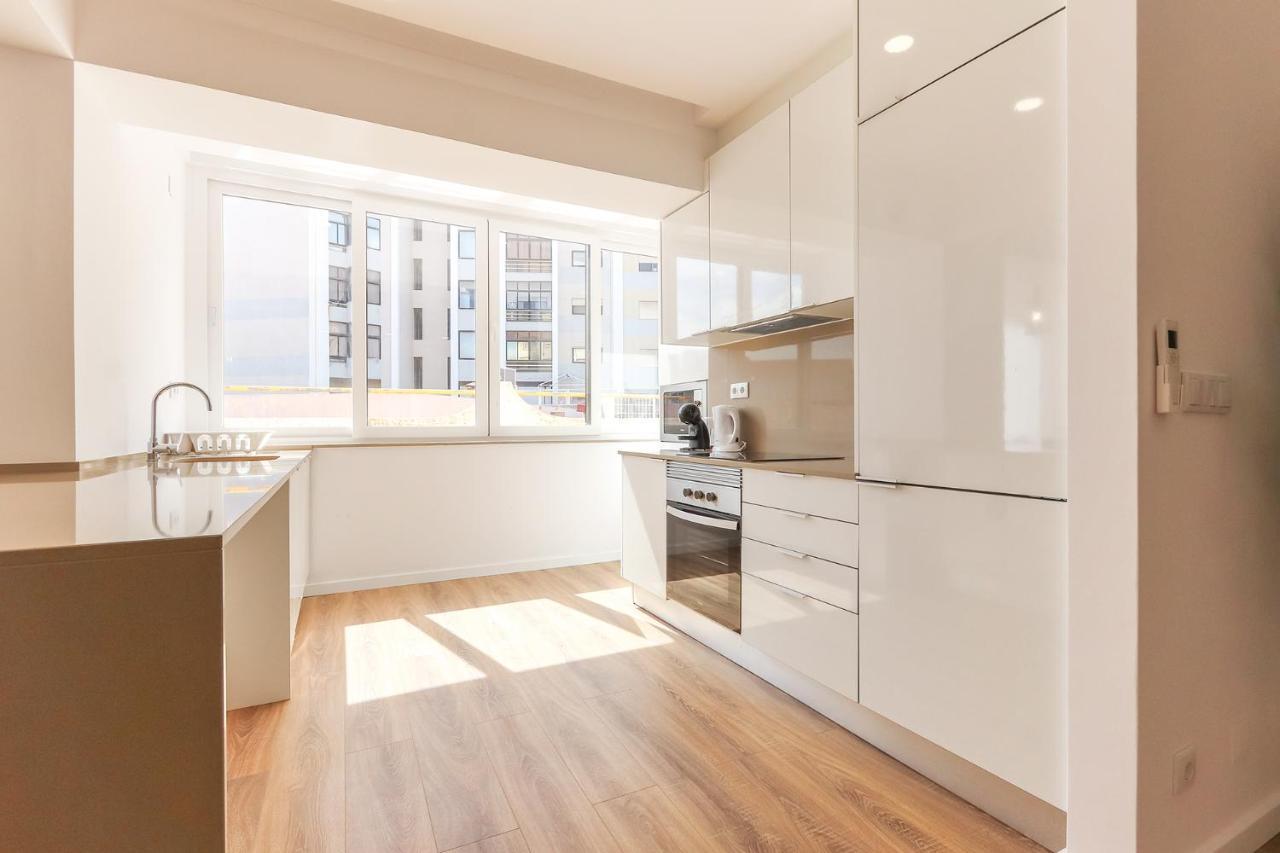 Vita Portucale ! Costa Da Caparica Sunny Design Apartment Eksteriør bilde